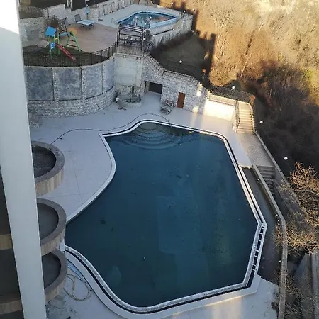 Apartment Queen's View App-9 Free Pool,parking, Fitness & Sea View