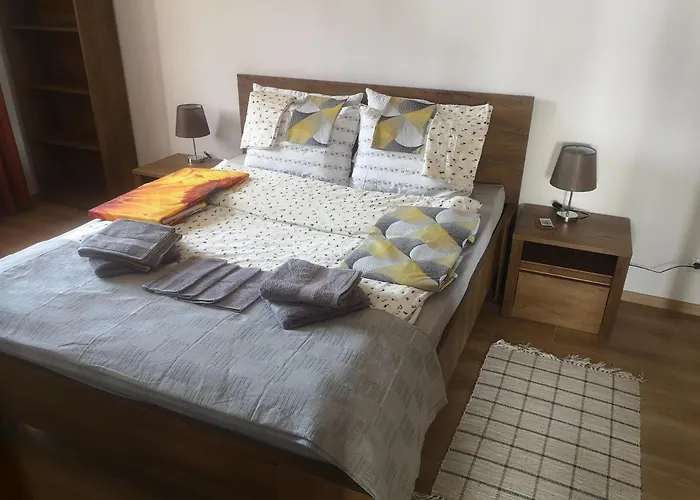 Daire Queen's View App-9 Free Pool,parking, Fitness & Sea View *